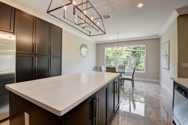 Building Photo - 9748 Celtic Sea Ln