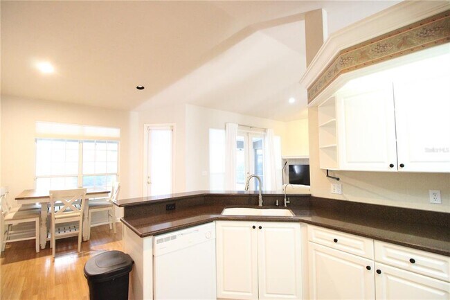 Building Photo - 5115 SW 105 Way