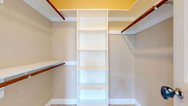 Building Photo - 4 Bedroom Home in Carolina Plantations!