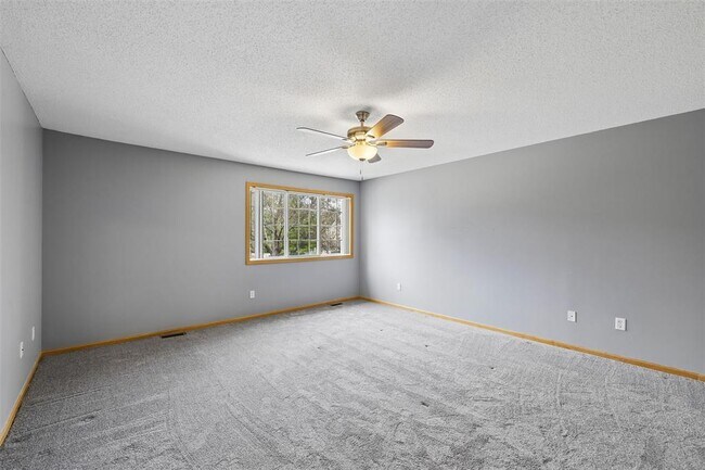Building Photo - 6855 Woodland Ave