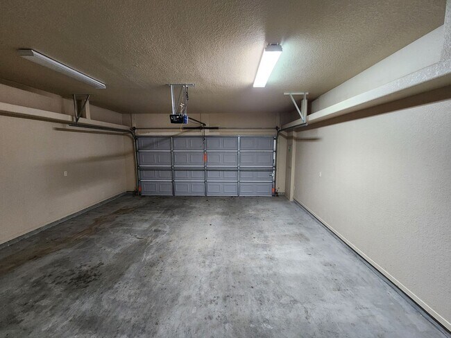 Building Photo - 1293 Mission Nuevo Dr