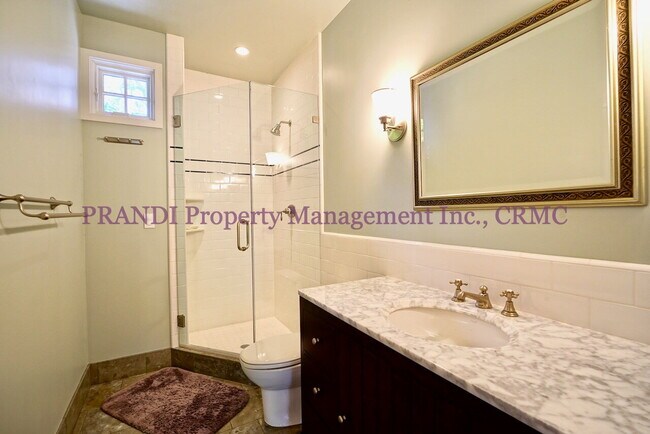 Building Photo - Majestic Custom-Designed Five-Bedroom Esta...