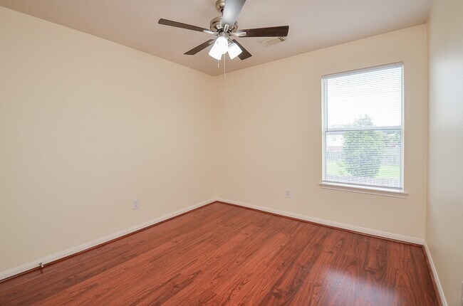 Building Photo - 3907 Pebble Garden Ln