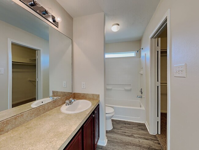 Building Photo - 16418 Noble Meadow Ln