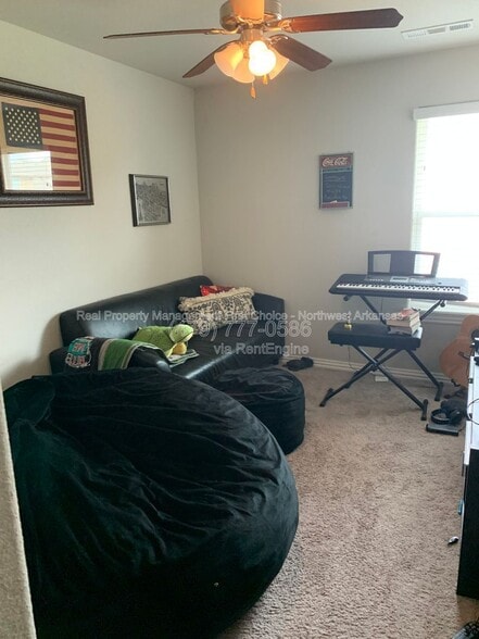 Building Photo - 2761 W Kilimanjaro Way