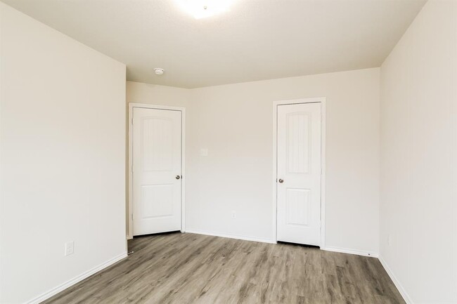 Building Photo - 13625 Briana Brk Ct