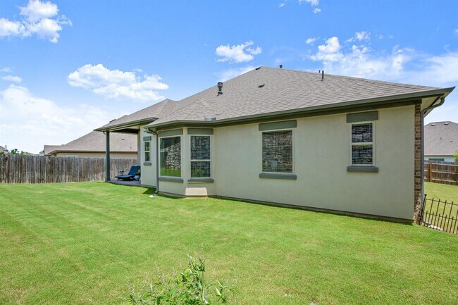Building Photo - 147 Epoch Dr