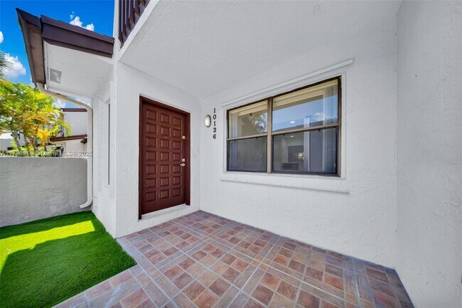 Building Photo - 10136 NW 41st St
