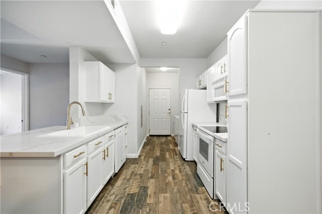 Building Photo - 41410 Juniper St