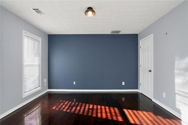 Building Photo - 1234 Carriage Trace Cir