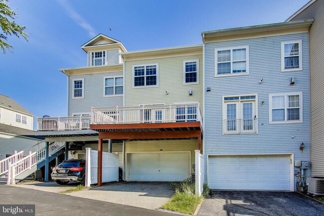 Building Photo - 12804 Short Hills Dr