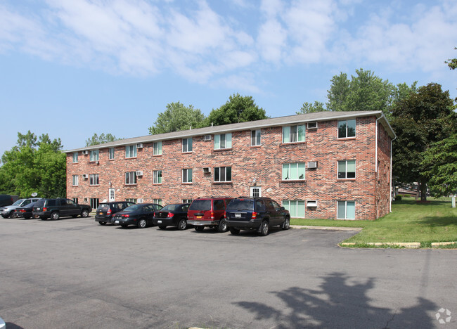French Road Apartments - 808-848 French Rd Apts