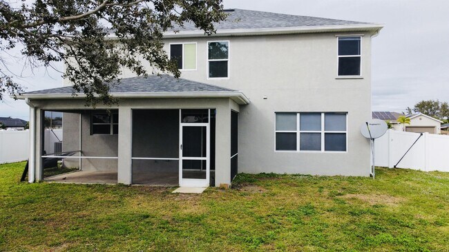 Building Photo - 1722 NW 5th St