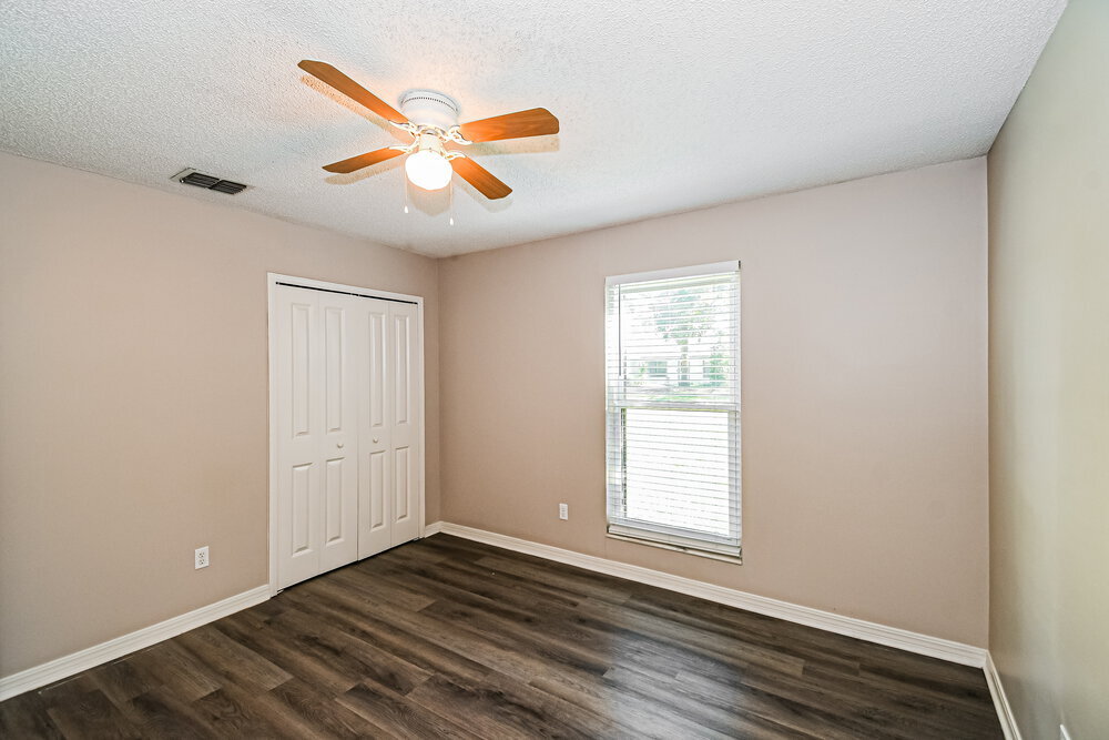 Building Photo - 810 Hardwood St