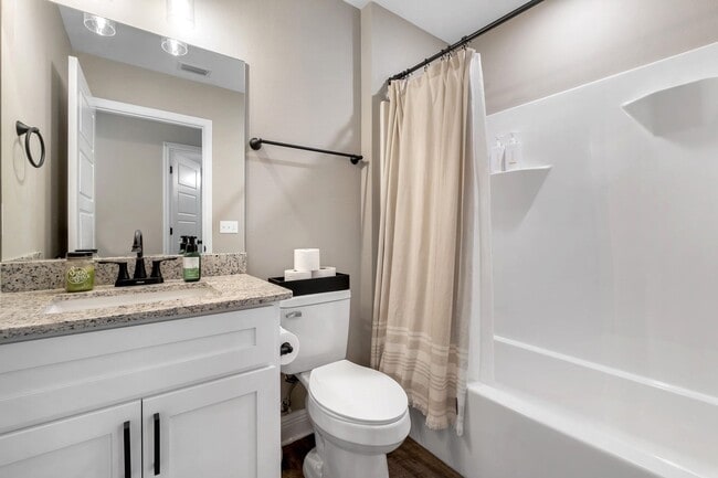 Building Photo - 4858 Sampler Dr