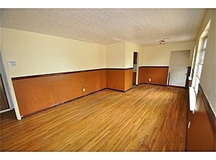 Building Photo - 2437 Corning Ave