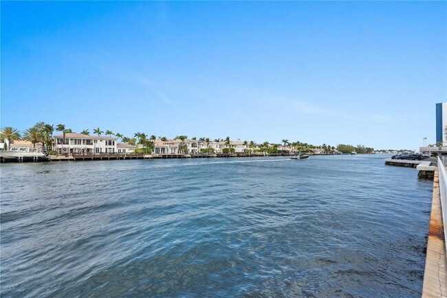 Building Photo - 1600 S Ocean Dr