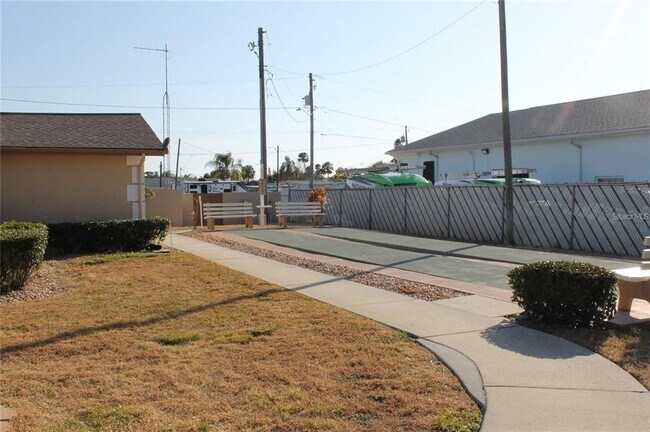 Building Photo - 4752 Sunny Loop