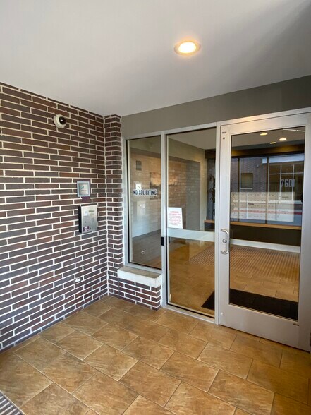 Building Photo - 7601 Aldrich Ave S