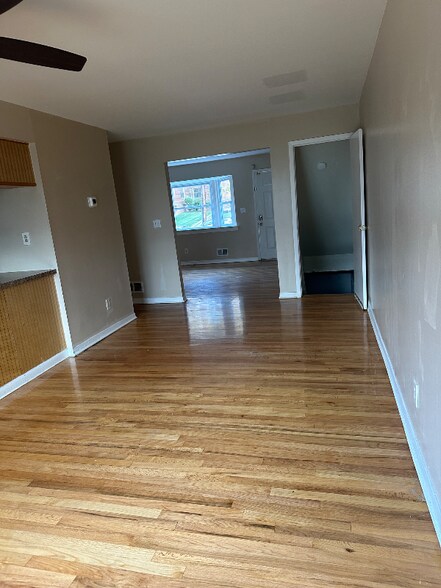 Building Photo - 331 Rector St