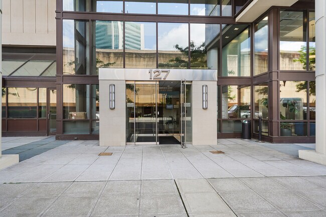 Primary Photo - 127 Greyrock Pl