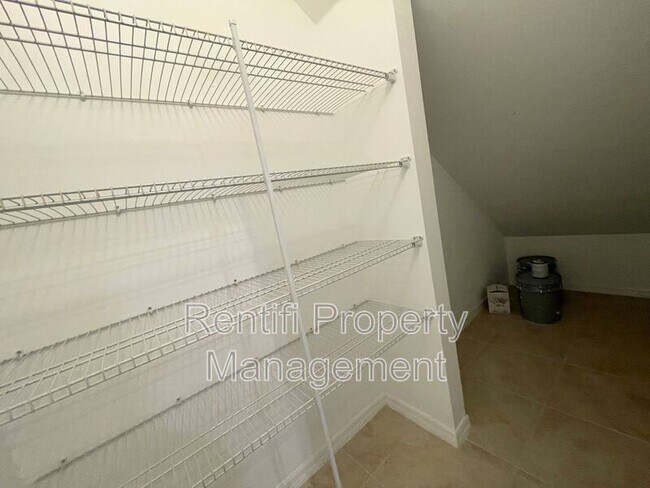 Building Photo - 3769 Tilbor Circle