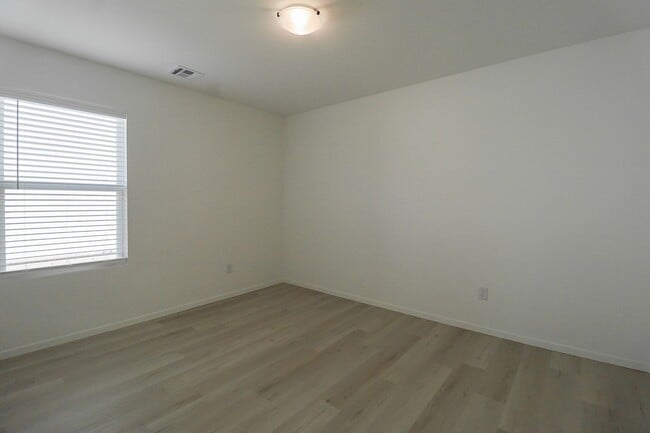 Building Photo - 4 Bed 3 Bath New Construction Simmons Home at Pine Valley Ranch