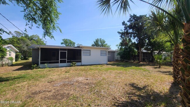 Building Photo - 2222 Harvard Rd