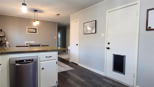 Building Photo - 417 Wood St