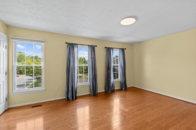 Building Photo - 5411 Castlestone Dr