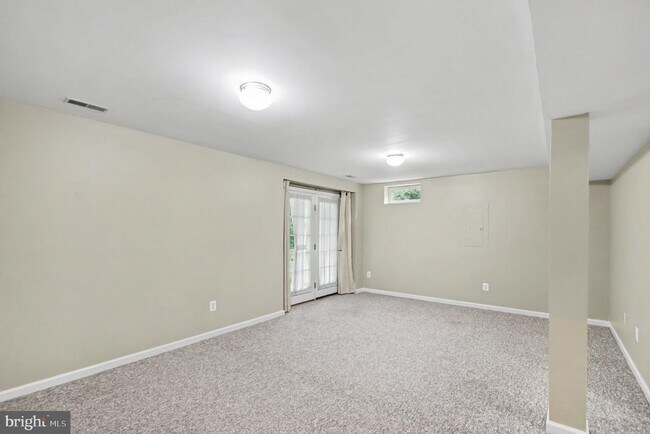 Building Photo - 3915 Carlyle Ct