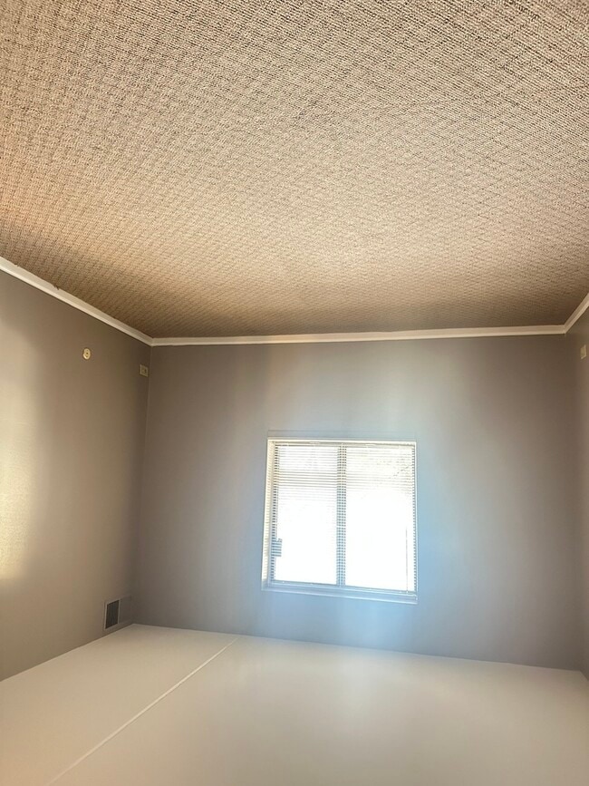 Building Photo - 1463 Mercury Dr