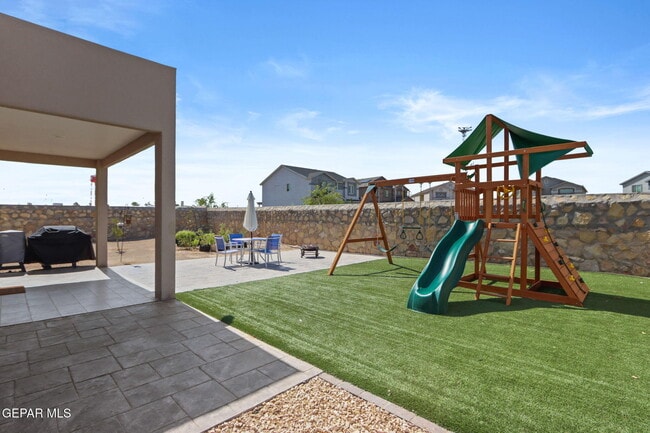 Building Photo - 12364 Desert Dove Ave