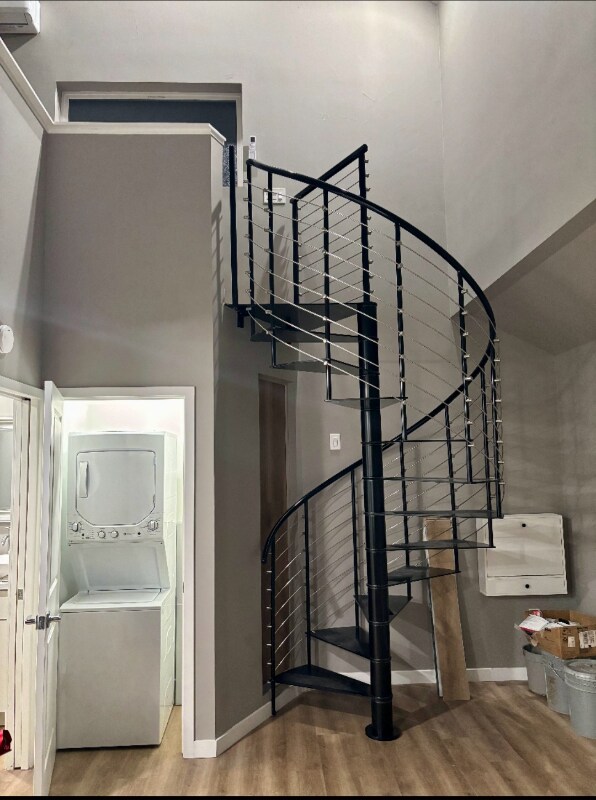 Building Photo - 2178 Oakmont St