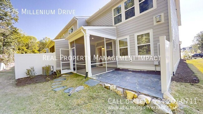Building Photo - 175 Millennium Dr