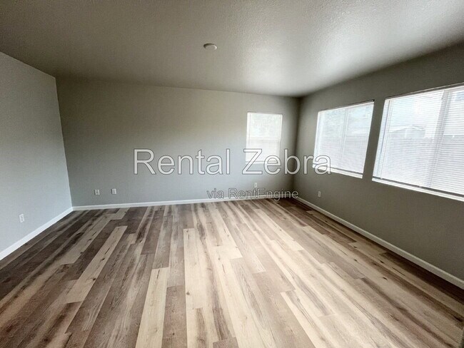 Building Photo - 1386 Dynes St