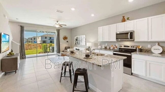 Building Photo - 33001 Tulip Petal Ln