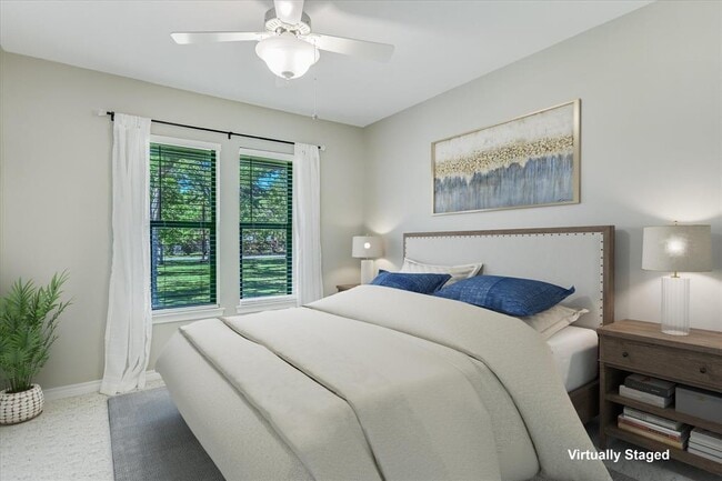 Building Photo - 106 Agarita Dr