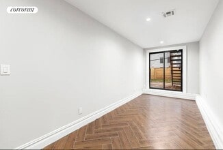 Building Photo - 551 St Marks Ave