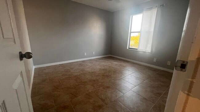 Building Photo - 14 Crossings Cir