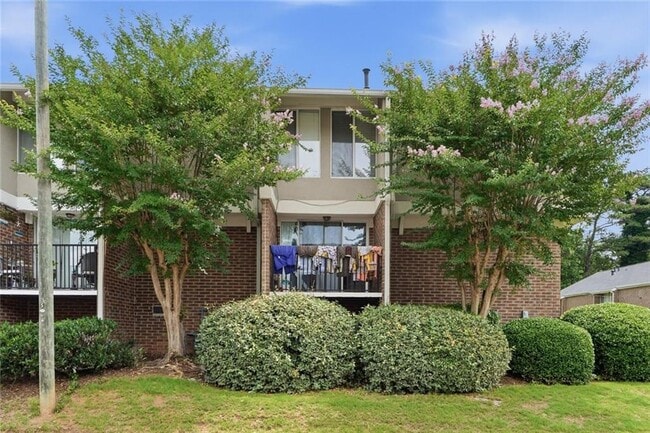 Building Photo - 3301 Henderson Mill Rd