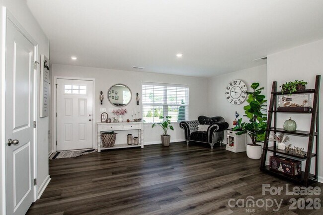 Building Photo - 177 Crownpiece St