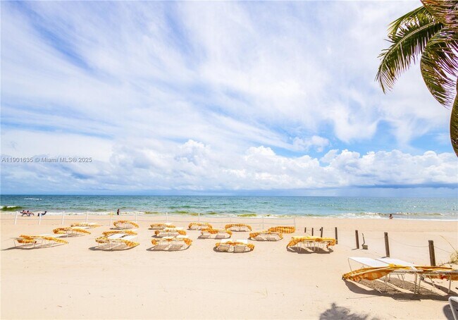 Building Photo - 4010 Galt Ocean Dr