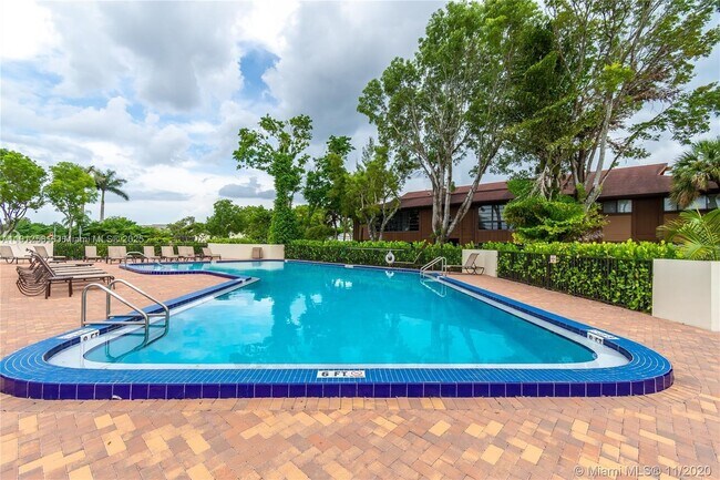 Building Photo - 4850 NW 102nd Ave