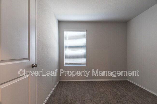 Building Photo - 13730 Bucket Way