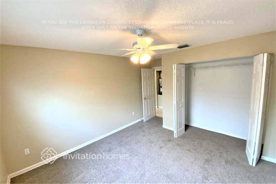 Building Photo - 9296 Lake Serena Dr