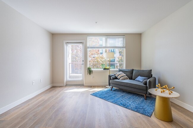 Interior Photo - Verse Seattle