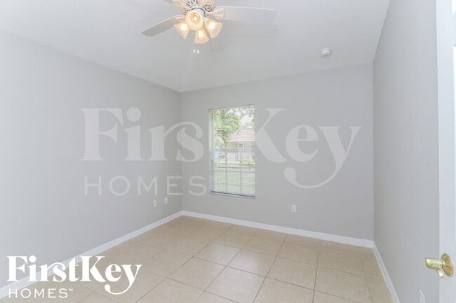 Building Photo - 9041 Irving Rd