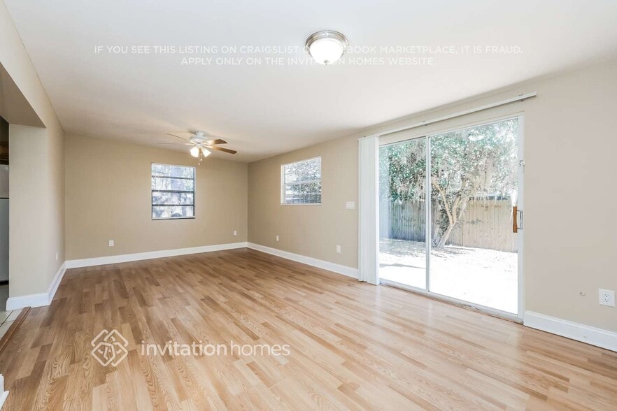 Building Photo - 8505 Temple Park Dr