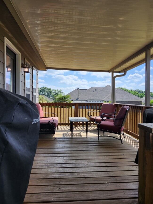 Building Photo - 2018 Chancellor Ridge Rd